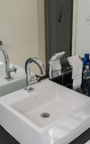 Apartamento à venda com 80m², 2 quartos e sem vagaBanheiro