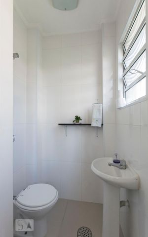 Apartamento à venda com 80m², 2 quartos e sem vagaBanheiro de serviço