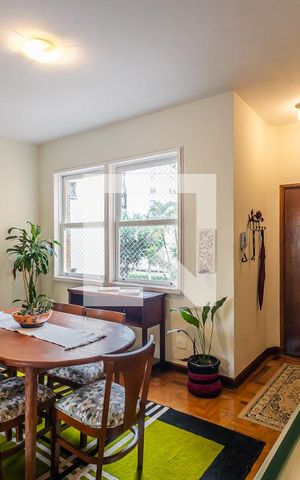 Apartamento para alugar com 100m², 2 quartos e 1 vagaSala