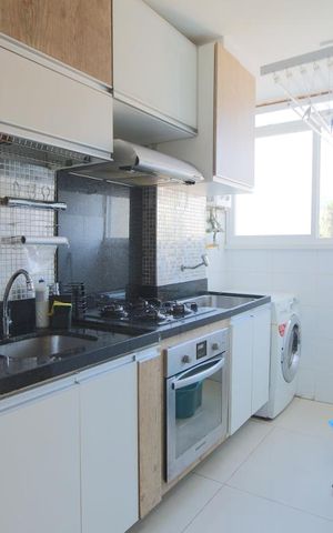 Apartamento à venda com 55m², 2 quartos e 1 vagaCozinha - Armários