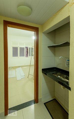 Studio para alugar com 40m², 1 quarto e sem vaga Studio para alugar com 40m², 1 quarto e sem vagaCozinha