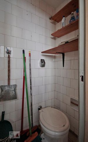 Apartamento à venda com 67m², 1 quarto e sem vagaBanheiro de Serviço