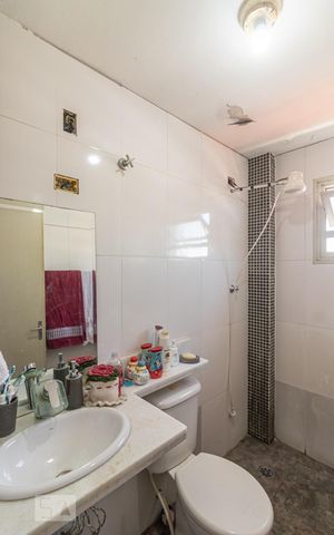 Apartamento para alugar com 52m², 2 quartos e 1 vaga Apartamento para alugar com 52m², 2 quartos e 1 vagaBanheiro