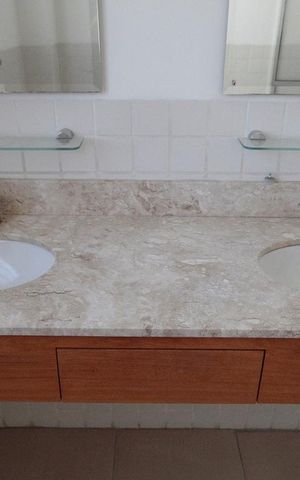 Apartamento à venda com 221m², 3 quartos e 1 vagaBanheiro 2