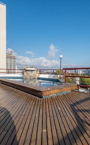 Apartamento à venda com 32m², 1 quarto e sem vaga Apartamento à venda com 32m², 1 quarto e sem vagaÁrea Comum - Piscina