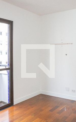 Apartamento para alugar com 102m², 3 quartos e 3 vagas Apartamento para alugar com 102m², 3 quartos e 3 vagasSuíte