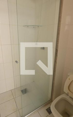 Apartamento para alugar com 42m², 1 quarto e 1 vaga Apartamento para alugar com 42m², 1 quarto e 1 vagaBanheiro