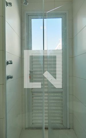 Apartamento à venda com 150m², 3 quartos e 1 vaga Apartamento à venda com 150m², 3 quartos e 1 vagaBanheiro Suite 2