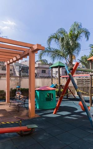 Apartamento à venda com 99m², 2 quartos e 1 vaga Apartamento à venda com 99m², 2 quartos e 1 vagaÁrea Comum - Playground