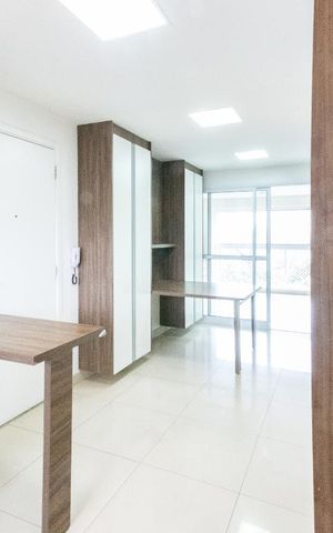 Apartamento à venda com 210m², 4 quartos e 2 vagas Apartamento à venda com 210m², 4 quartos e 2 vagasCozinha