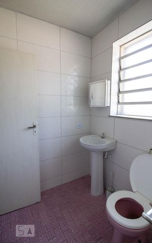 Casa à venda com 90m², 3 quartos e 1 vaga