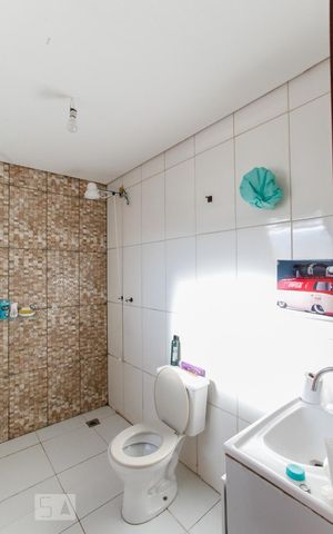 Casa para alugar com 240m², 4 quartos e 1 vaga Casa para alugar com 240m², 4 quartos e 1 vagaSuíte - Quarto 1