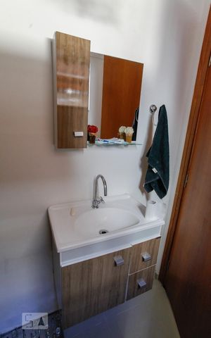 Casa para alugar com 240m², 4 quartos e 1 vaga Casa para alugar com 240m², 4 quartos e 1 vagaLavabo