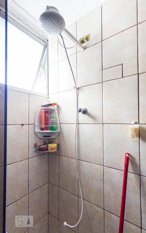 Apartamento à venda com 69m², 2 quartos e 1 vagaBanheiro Social