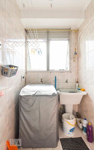 Apartamento à venda com 69m², 2 quartos e 1 vagaÁrea de Serviço