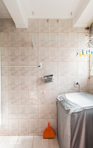 Apartamento à venda com 69m², 2 quartos e 1 vagaÁrea de Serviço