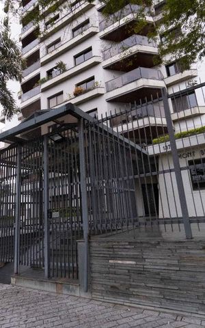 Apartamento à venda com 360m², 4 quartos e 3 vagas Apartamento à venda com 360m², 4 quartos e 3 vagasFachada