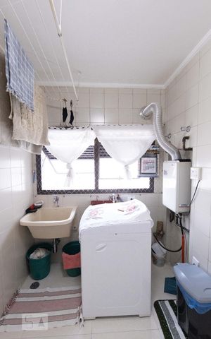 Apartamento à venda com 360m², 4 quartos e 3 vagas Apartamento à venda com 360m², 4 quartos e 3 vagasÁrea de Serviço