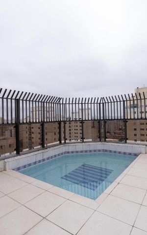 Apartamento à venda com 360m², 4 quartos e 3 vagas Apartamento à venda com 360m², 4 quartos e 3 vagasPiscina