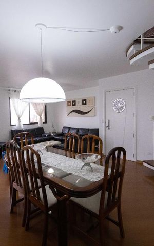 Apartamento à venda com 360m², 4 quartos e 3 vagas Apartamento à venda com 360m², 4 quartos e 3 vagasSala