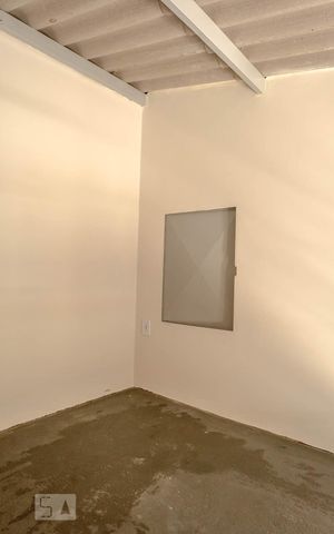 Studio para alugar com 35m², 1 quarto e sem vaga Studio para alugar com 35m², 1 quarto e sem vagaQuarto