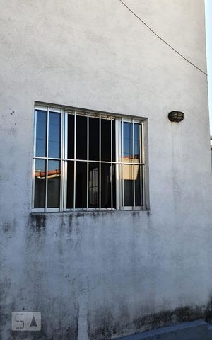 Casa para alugar com 80m², 1 quarto e sem vaga Casa para alugar com 80m², 1 quarto e sem vagaFachada