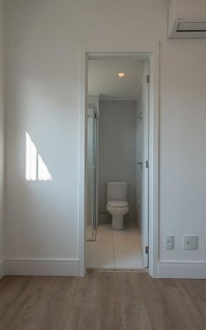 Apartamento à venda com 213m², 3 quartos e 4 vagas Apartamento à venda com 213m², 3 quartos e 4 vagasSuíte 1