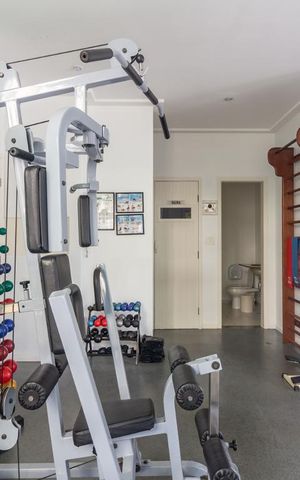 Apartamento à venda com 200m², 2 quartos e 3 vagas Apartamento à venda com 200m², 2 quartos e 3 vagasAcademia