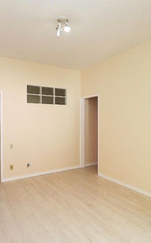 Apartamento para alugar com 79m², 2 quartos e 1 vaga Apartamento para alugar com 79m², 2 quartos e 1 vagaSala.
