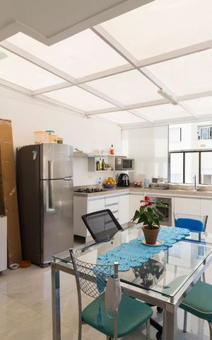 Apartamento à venda com 84m², 2 quartos e 1 vagaVaranda e cozinha
