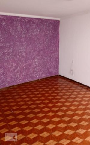 Casa à venda com 90m², 2 quartos e sem vaga