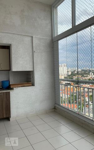 Apartamento à venda com 82m², 3 quartos e 2 vagas Apartamento à venda com 82m², 3 quartos e 2 vagasVaranda gourmet