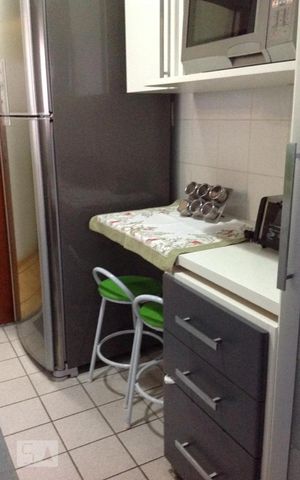 Apartamento à venda com 70m², 3 quartos e 2 vagas Apartamento à venda com 70m², 3 quartos e 2 vagasCozinha