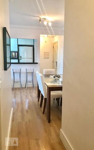 Apartamento à venda com 70m², 3 quartos e 1 vaga Apartamento à venda com 70m², 3 quartos e 1 vagaSala
