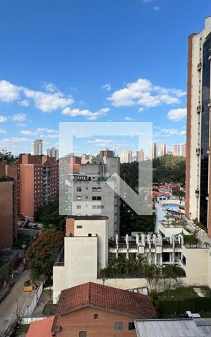 Apartamento à venda com 130m², 3 quartos e 3 vagas Apartamento à venda com 130m², 3 quartos e 3 vagasVista do Quarto 2