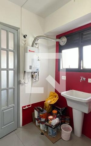 Apartamento à venda com 130m², 3 quartos e 3 vagas Apartamento à venda com 130m², 3 quartos e 3 vagasÁrea de Serviço