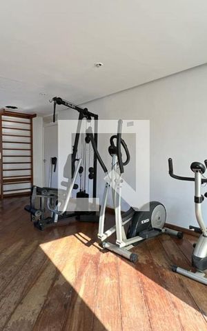 Apartamento à venda com 130m², 3 quartos e 3 vagas Apartamento à venda com 130m², 3 quartos e 3 vagasÁrea comum - Academia