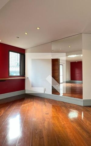 Apartamento à venda com 130m², 3 quartos e 3 vagas Apartamento à venda com 130m², 3 quartos e 3 vagasSala de Jantar