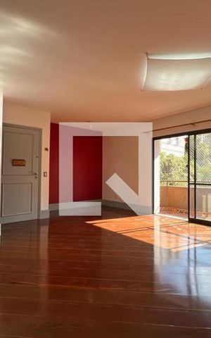 Apartamento à venda com 130m², 3 quartos e 3 vagas Apartamento à venda com 130m², 3 quartos e 3 vagasSala