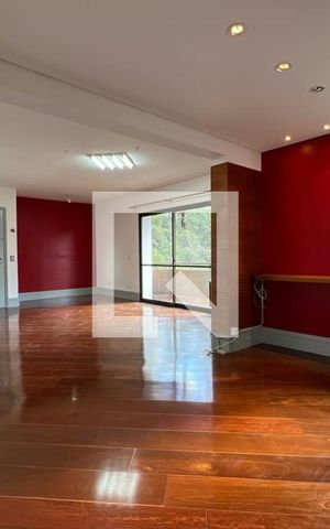 Apartamento à venda com 130m², 3 quartos e 3 vagas Apartamento à venda com 130m², 3 quartos e 3 vagasSala de Jantar