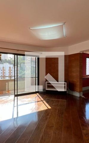 Apartamento à venda com 130m², 3 quartos e 3 vagas Apartamento à venda com 130m², 3 quartos e 3 vagasSala