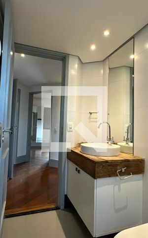 Apartamento à venda com 130m², 3 quartos e 3 vagas Apartamento à venda com 130m², 3 quartos e 3 vagasBanheiro