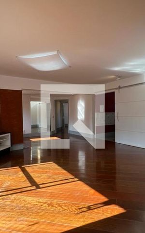 Apartamento à venda com 130m², 3 quartos e 3 vagas Apartamento à venda com 130m², 3 quartos e 3 vagasSala