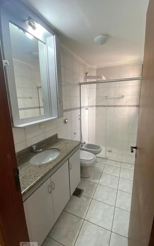 Apartamento à venda com 76m², 2 quartos e 1 vaga Apartamento à venda com 76m², 2 quartos e 1 vagaBanheiro 01