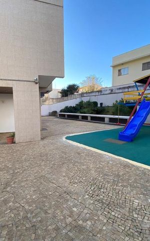 Apartamento à venda com 76m², 2 quartos e 1 vaga Apartamento à venda com 76m², 2 quartos e 1 vagaPlayground