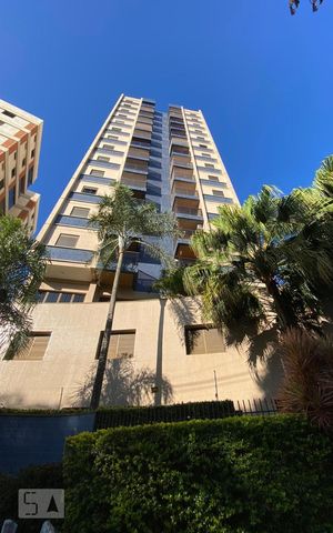 Apartamento à venda com 76m², 2 quartos e 1 vaga Apartamento à venda com 76m², 2 quartos e 1 vagaFachada