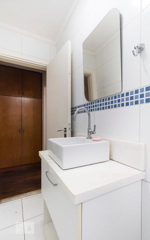 Casa à venda com 155m², 3 quartos e sem vagaLavabo