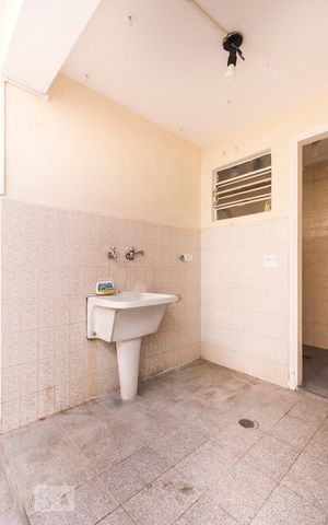 Casa à venda com 155m², 3 quartos e sem vagaÁrea de Serviço