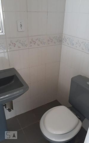 Apartamento para alugar com 42m², 1 quarto e sem vaga Apartamento para alugar com 42m², 1 quarto e sem vagaBanheiro