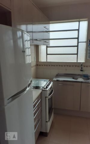 Apartamento para alugar com 42m², 1 quarto e sem vaga Apartamento para alugar com 42m², 1 quarto e sem vagaCozinha